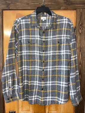 Sonoma Gray White & Yellow Plaid Long-Sleeve Button-Up Shirt